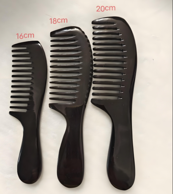 Wide-Tooth Combs